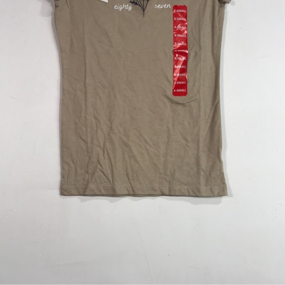 Aeropostale Short Sleeve Logo Floral Crew T-Shirt, Women's Size XS - Beige - Picture 6 of 9